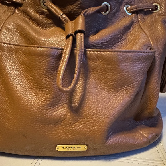 Coach Avery Leather Drawstring  (F27003) - Picture 8 of 8